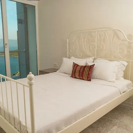 Villa Bodrum Adabuku Luks 2 1 Ozel Plaj Ve Havuzlu Milas