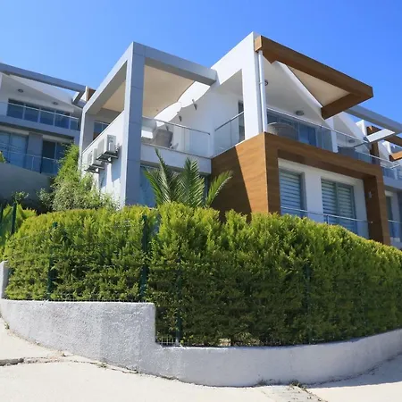 Bodrum Adabuku Luks 2 1 Ozel Plaj Ve Havuzlu Villa